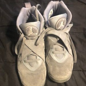 Youth boy Air Jordan’s size 7